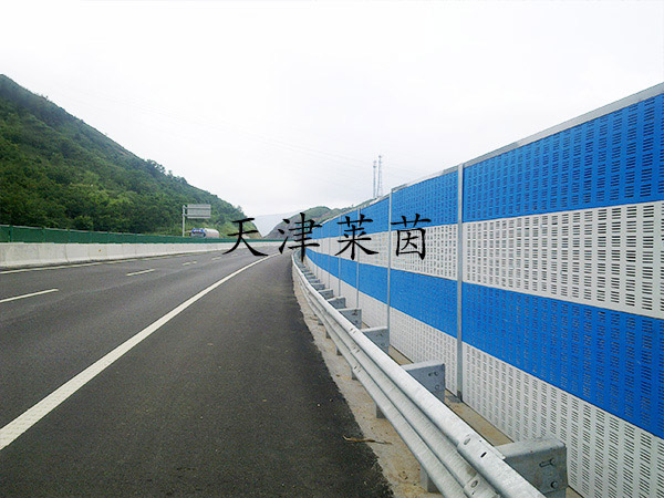 <a href=http://m.zrzx8.net/news_article?news_id=125>公路聲屏障</a>